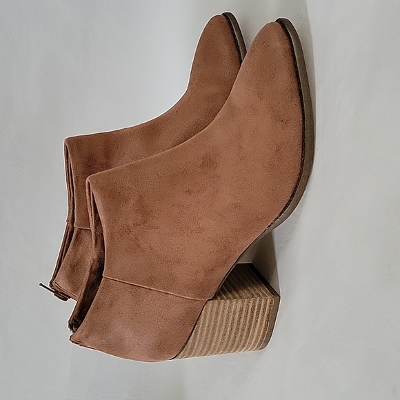 NEW Report Tempe Tan Bootie Boot Size 9.5 - Picture 2 of 9